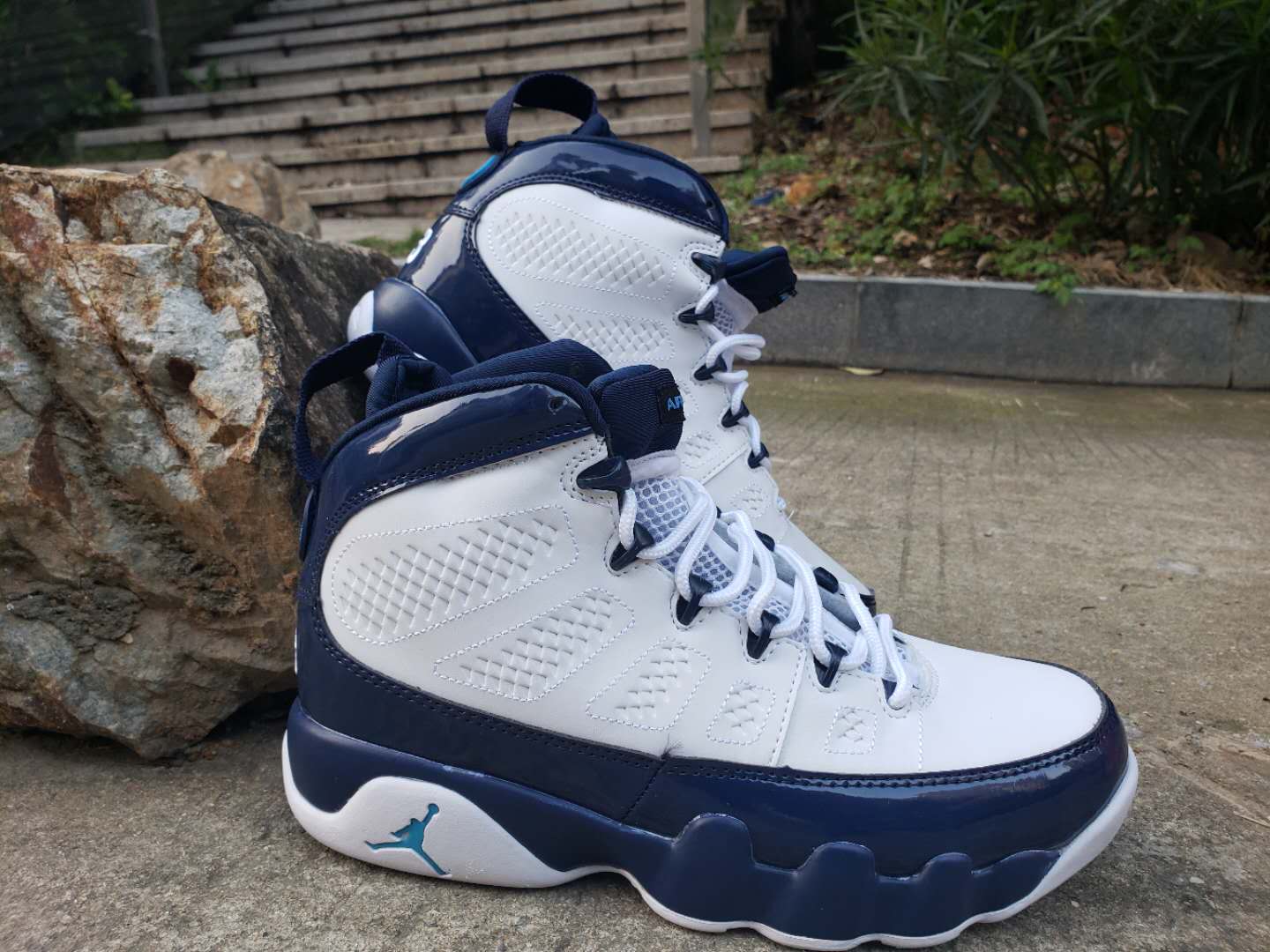 Air Jordan 9 Retro White Royal Blue